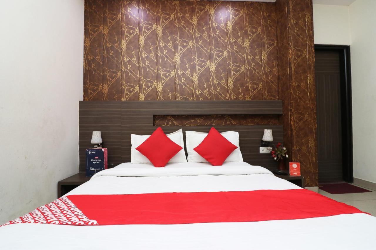 Oyo 18753 Hotel Glance Inn New Delhi Luaran gambar