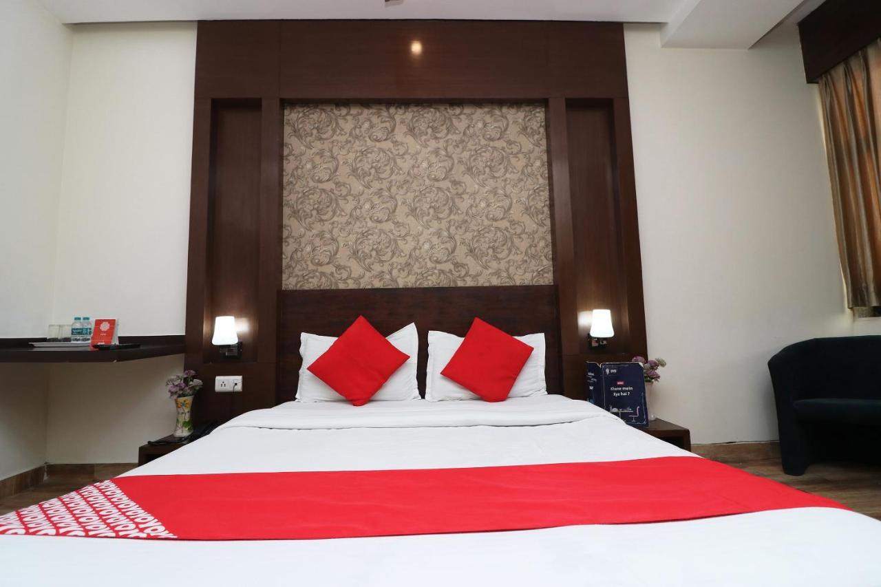 Oyo 18753 Hotel Glance Inn New Delhi Luaran gambar