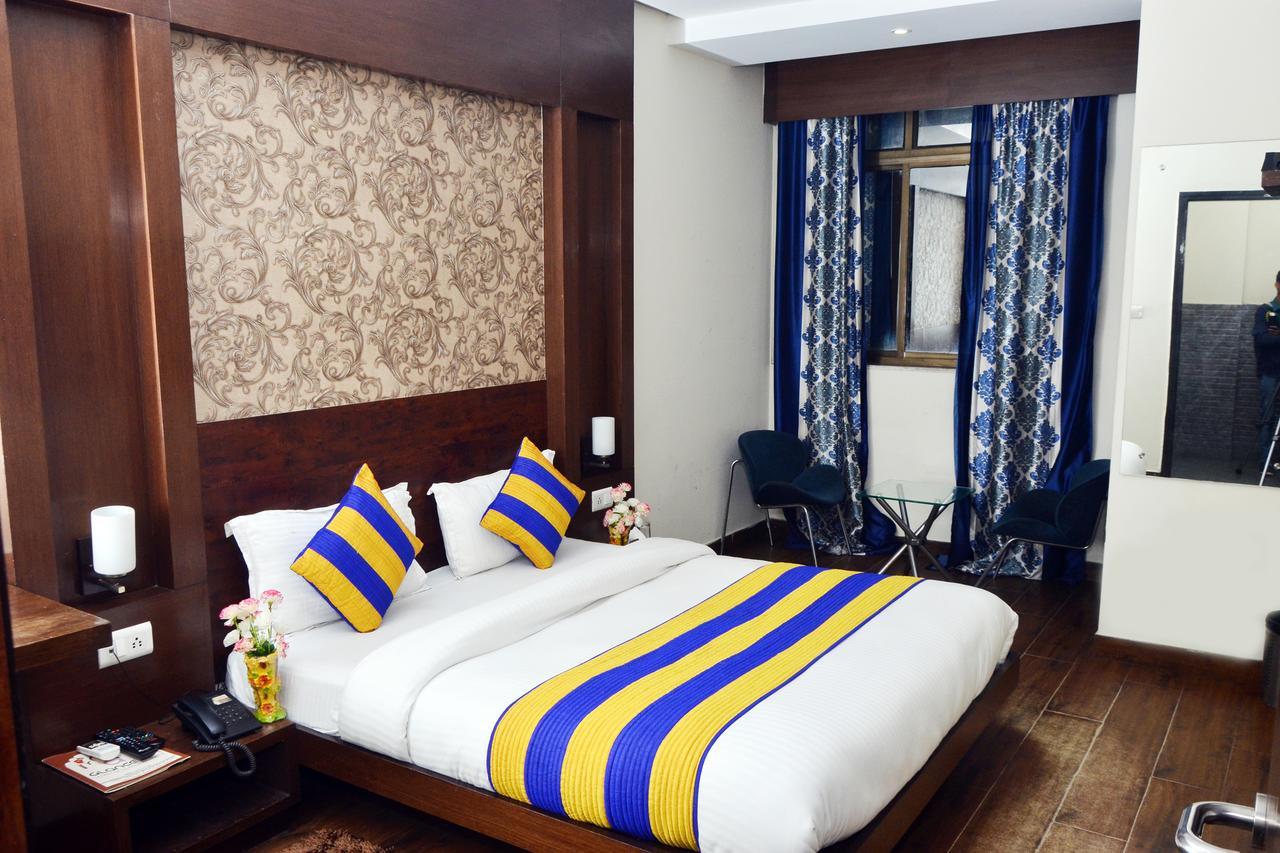 Oyo 18753 Hotel Glance Inn New Delhi Luaran gambar